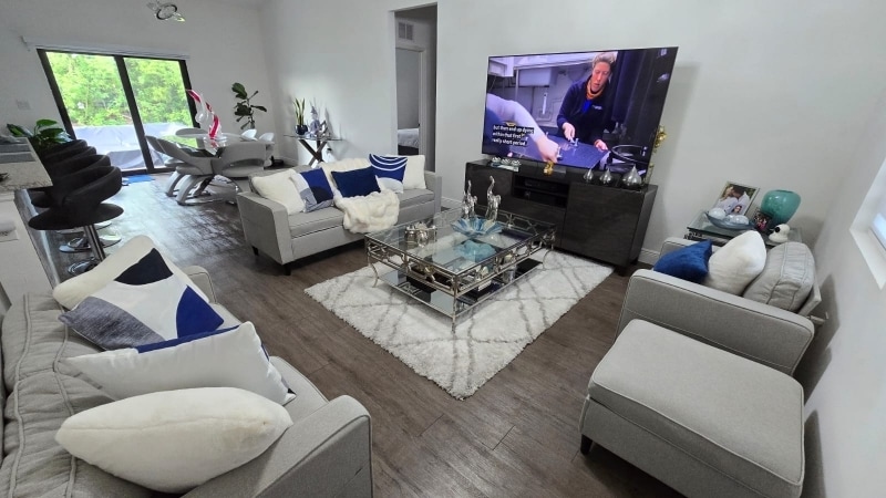 Building Photo - 9052 W Broad Cir