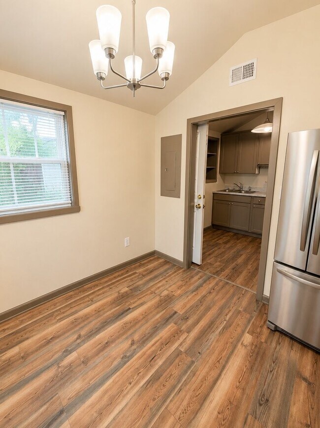 Building Photo - 5867 Althea Ave