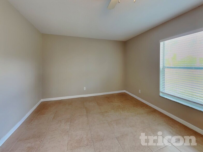 Building Photo - 12572 Buffing Rd