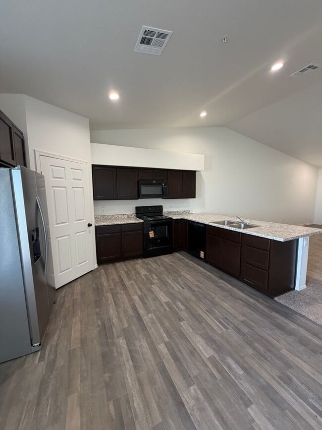 Building Photo - BRAND NEW TOWNHOME!