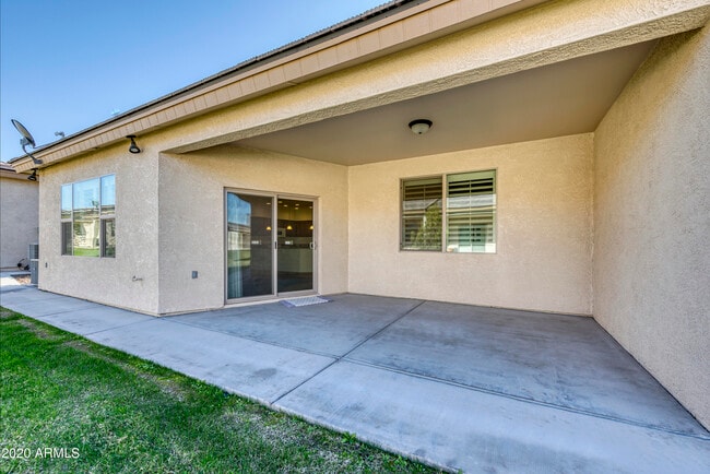Building Photo - 10960 E Monte Ave