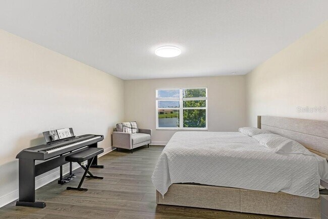 Building Photo - 3802 Carrick Bend Dr