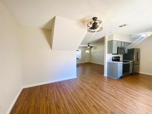 Building Photo - 644 Timberline Dr