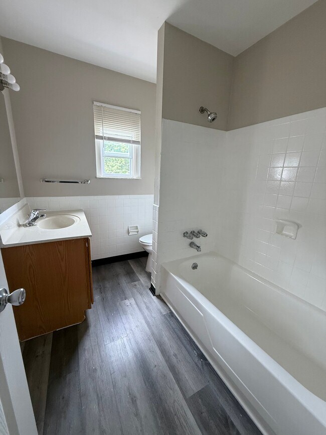 Building Photo - 3501 Dorham Pl