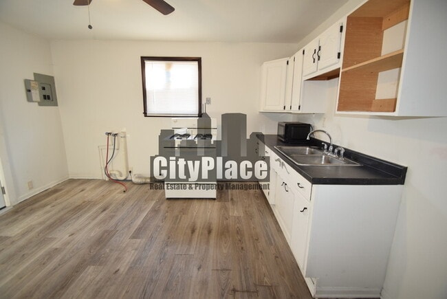 Building Photo - 2111 Ringgold Ave