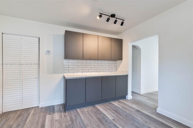 Building Photo - 25 NW 78th St