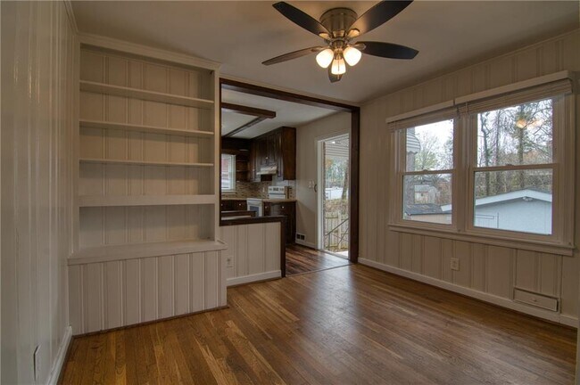 Building Photo - 2232 Old Spring Rd