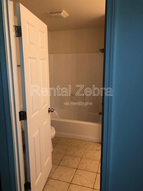 Building Photo - 3268 SW Metolius Pl