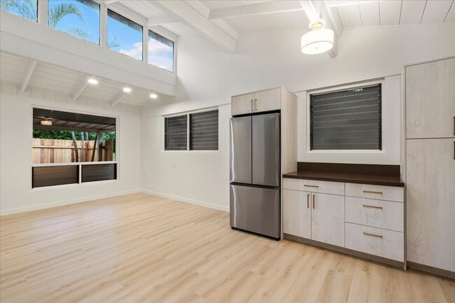 Building Photo - 3567 Baldwin Ave