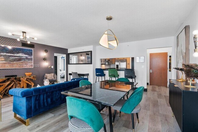 Building Photo - 31 SE 5th St