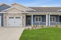 Building Photo - 1712 Whitetail Way