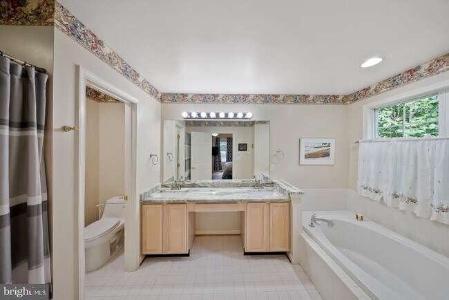 Building Photo - 1438 Mariner Dr