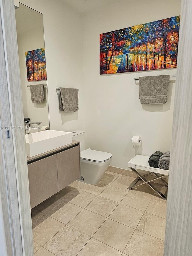 Building Photo - 1000 Brickell Plaza