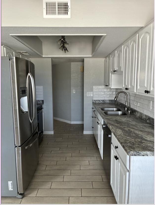 Building Photo - 2454 E Javelina Ave