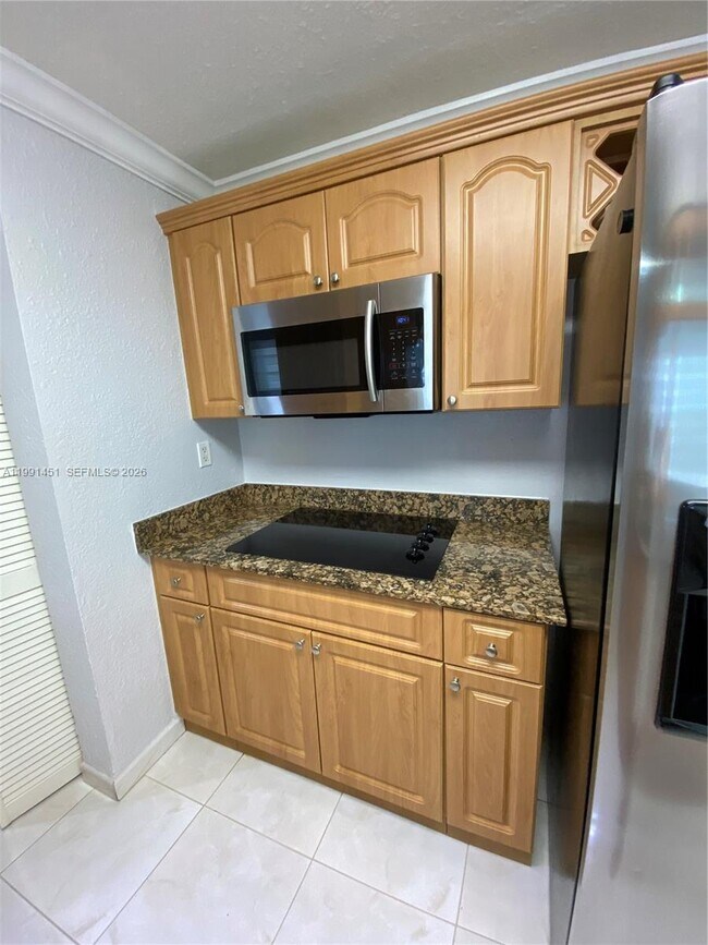 Building Photo - 17500 NW 67th Pl