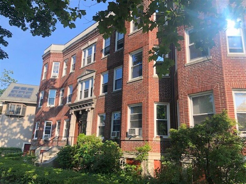 Building Photo - 90 Kirkland St