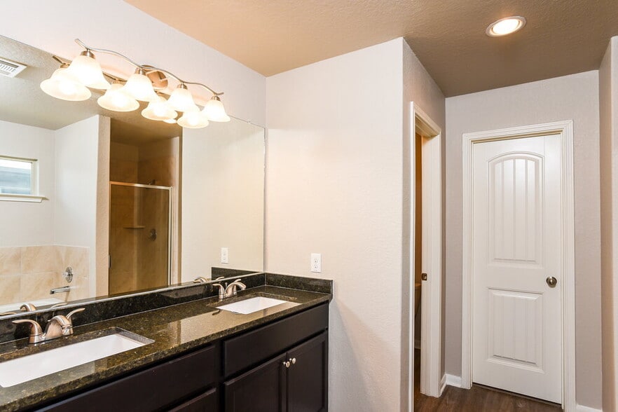 Building Photo - 2617 McCrae