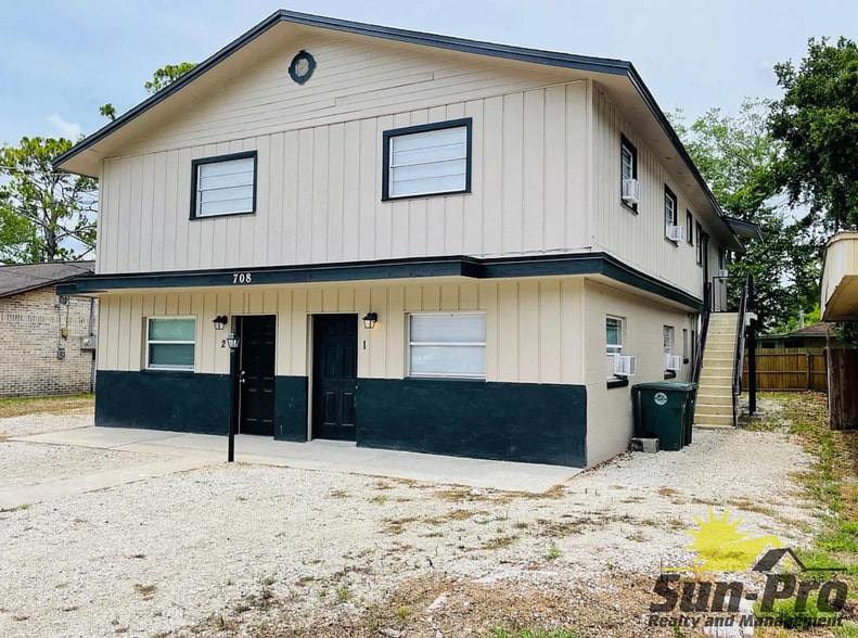 Primary Photo - 708 Georgia St