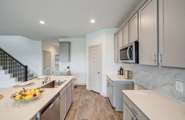 Building Photo - 14506 Rain Tree Dr