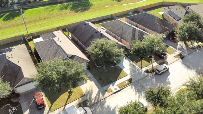 Building Photo - Beautiful one-story home in desirable Imperial Oaks Park, backing to a peaceful greenbelt with no...