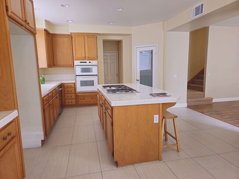 Building Photo - 936 McCall Cir