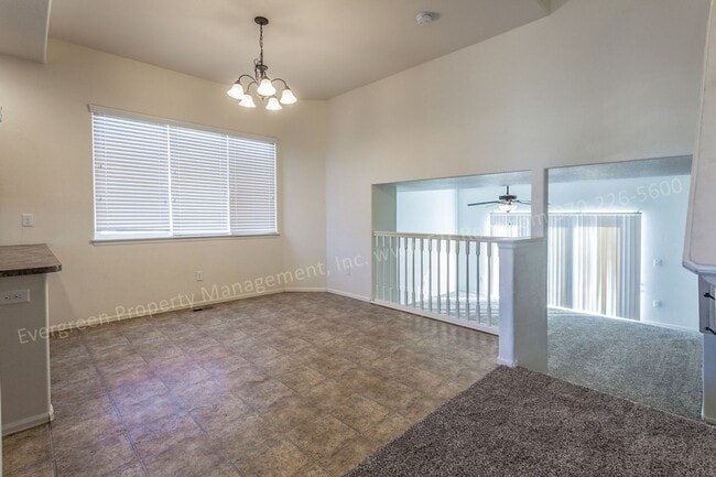 Building Photo - 491 Havenbrook Dr