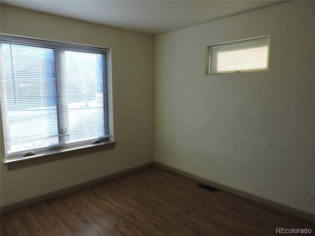 Building Photo - 106 Starbuck Cir