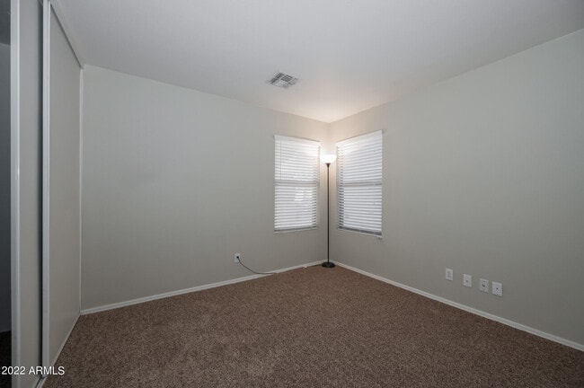 Building Photo - 2820 E Augusta Ave