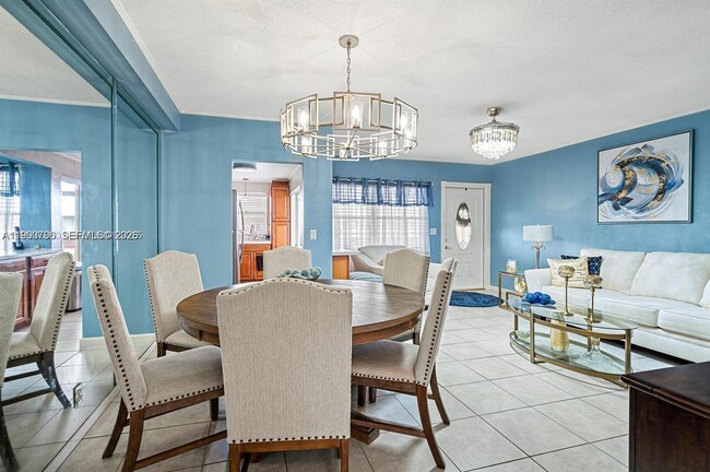 Building Photo - 180 NE 12th Ave