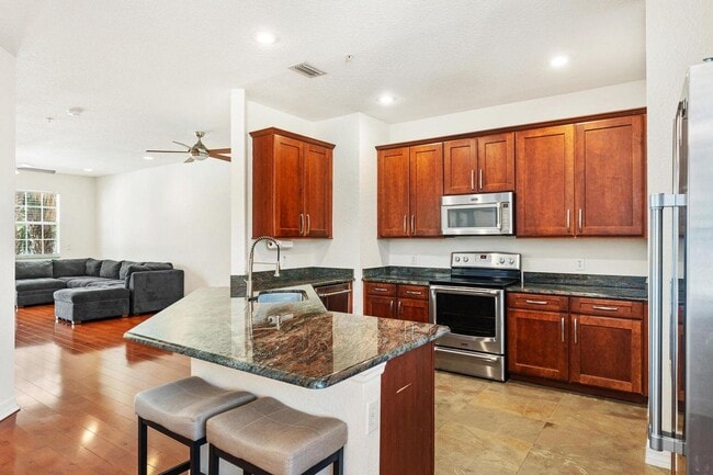 Building Photo - 105 Harbors Way