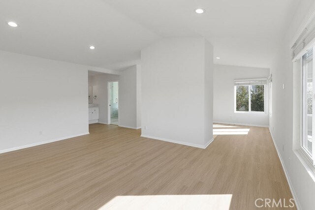 Building Photo - 29950 Rolling Ridge Dr