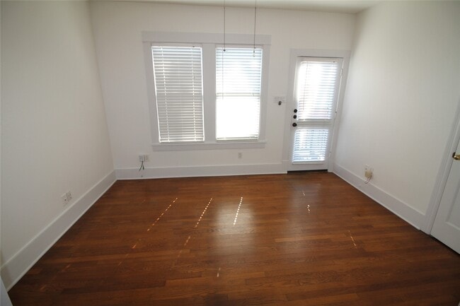 Building Photo - 1031 Fugate St