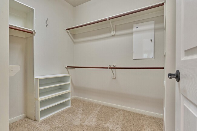 Building Photo - 98 N Country Gate Cir