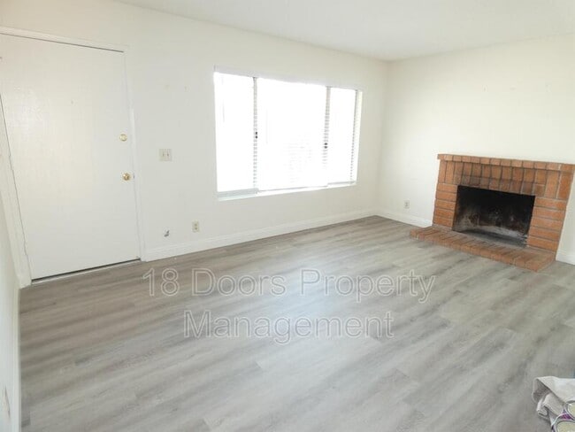 Building Photo - 10202 Trails End Cir