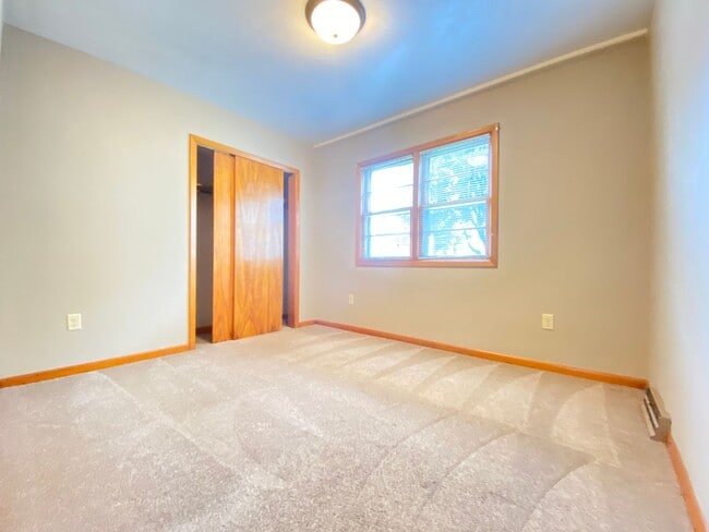 Building Photo - Quiet residential area not far from shopping.