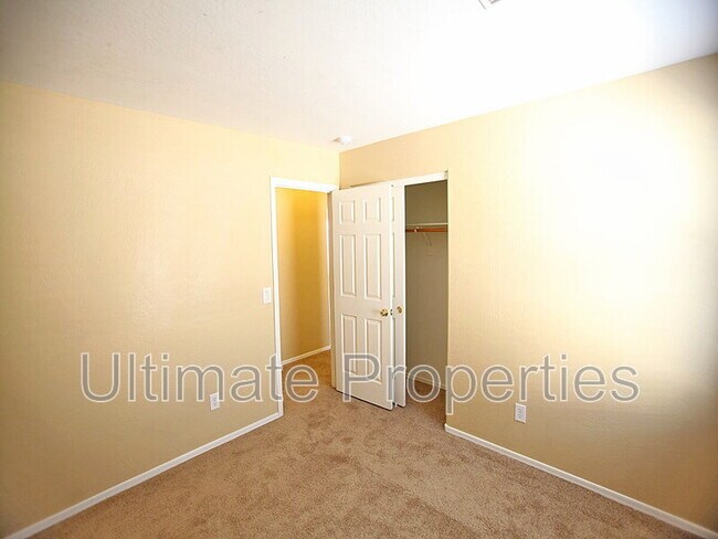 Building Photo - 24934 W Dove Trail