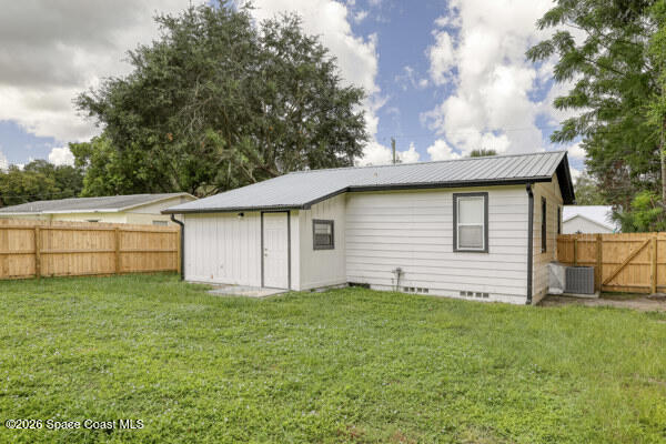 Building Photo - 2957 Hartman Ln