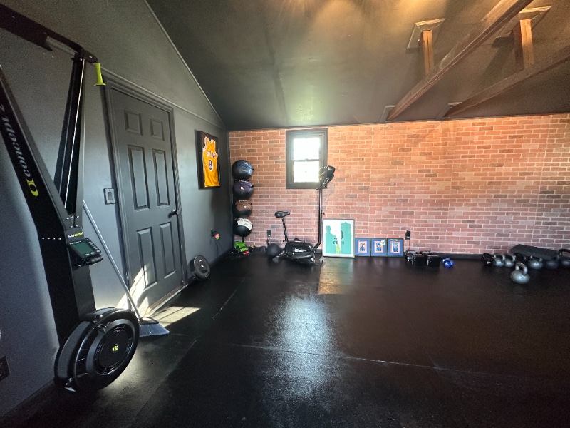 Building Photo - 194 Covert Ave