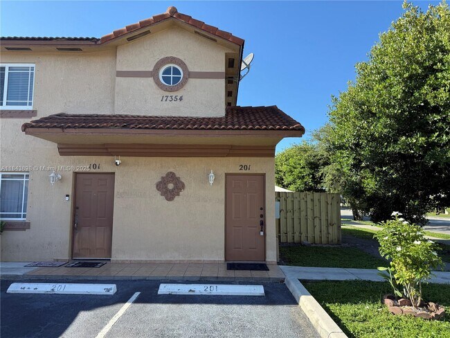 Building Photo - 17354 NW 74th Ave