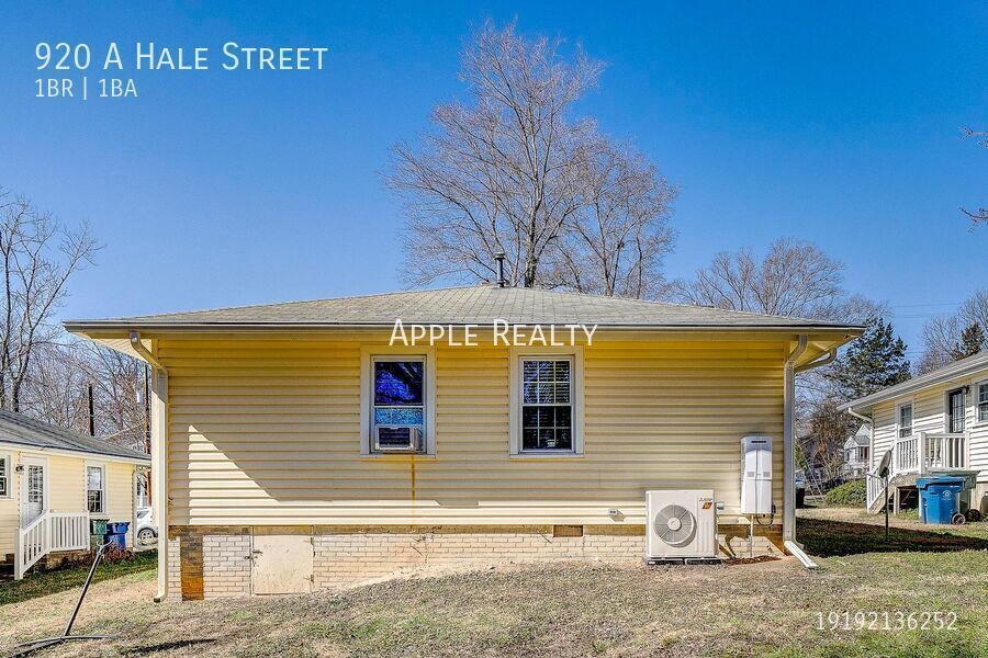 Building Photo - 920 Hale St