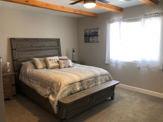 Building Photo - A GREAT REMODELED LIKE NEW HOME ON THE GOLF COURSE IN LEISURE WORLD 45+ Active Adult Resort Commu...