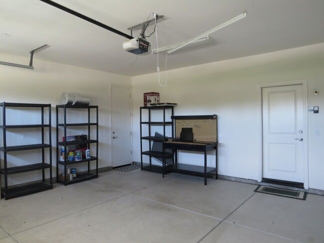 Building Photo - Beautiful Single Story Home in Old Orcutt's Stone Gate Development with easy access to VSFB