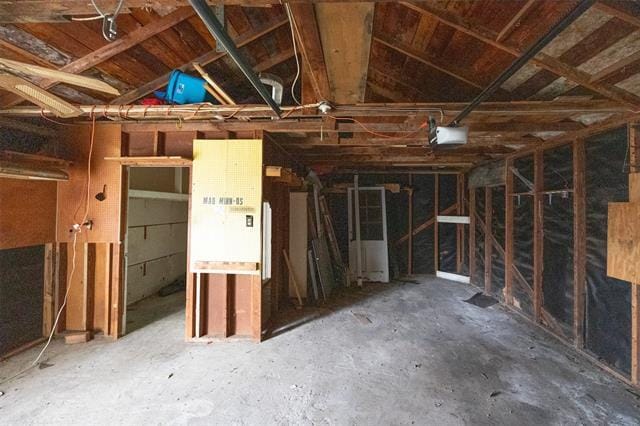 Building Photo - 3904 El Campo Ave