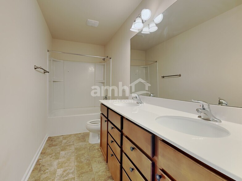 Building Photo - 85 Wando View way