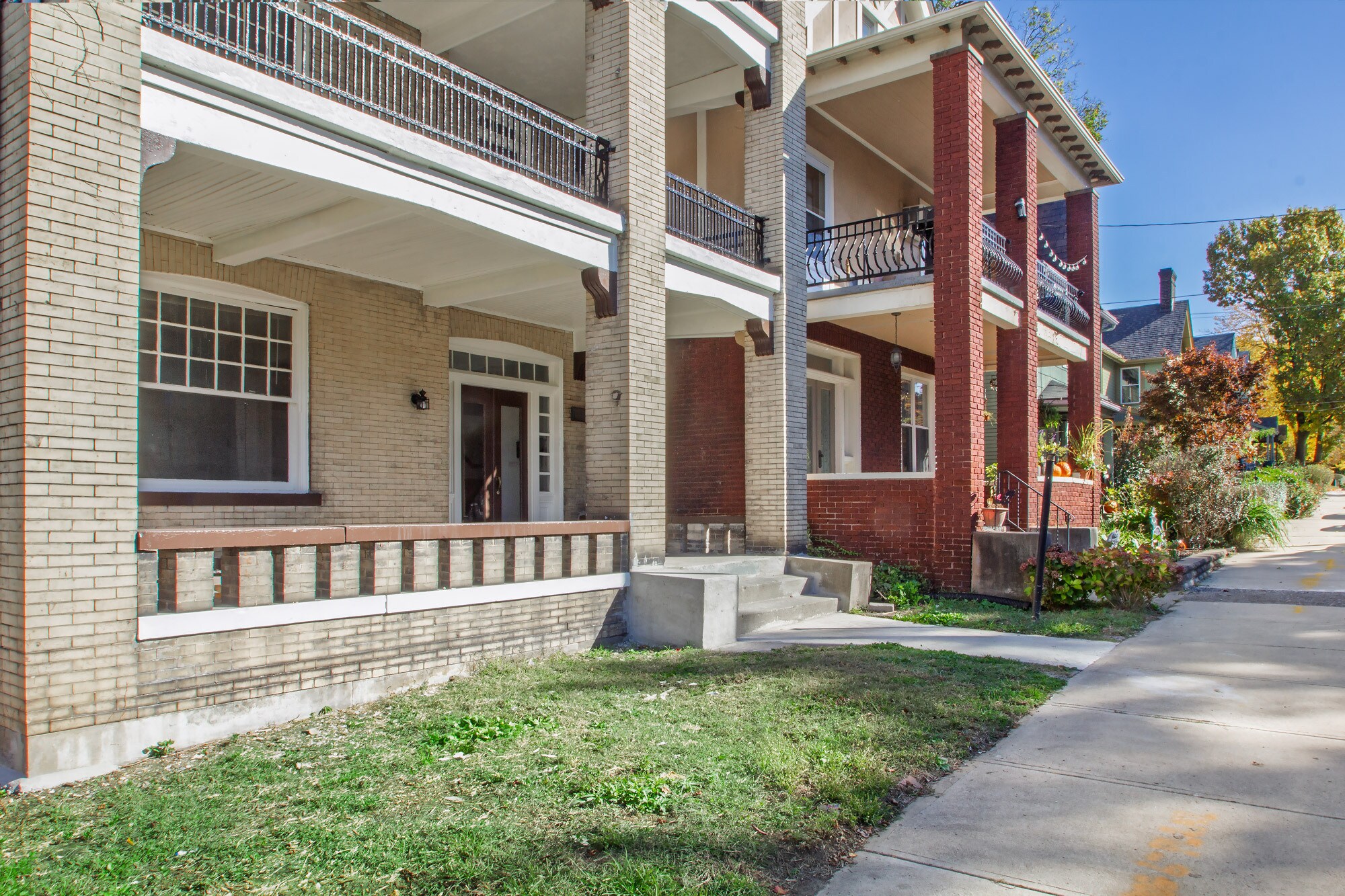 Building Photo - 439 Franklin Ave