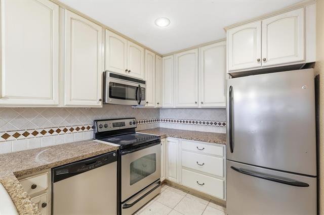 Building Photo - 505 Ranch Trail