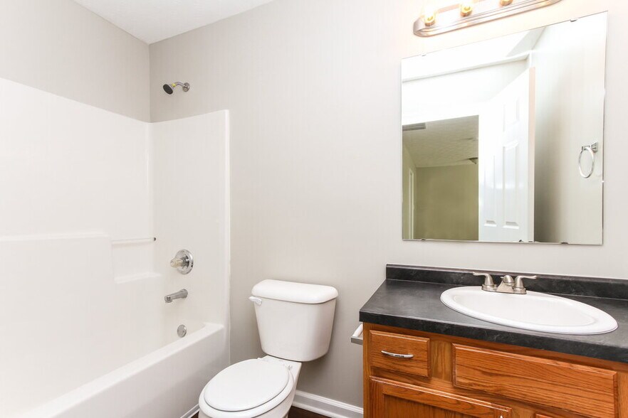 Building Photo - 1051 Pine Ridge Way