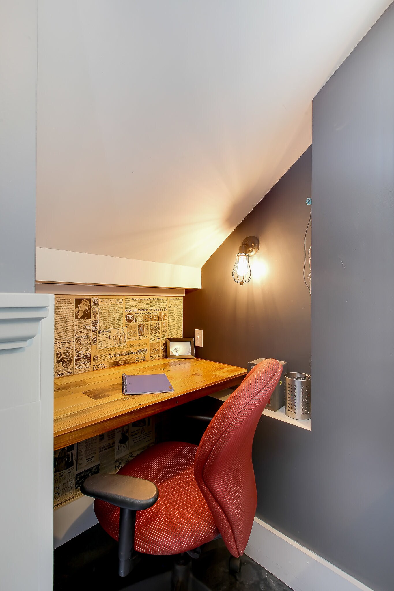 Building Photo - 337 NE 54th St