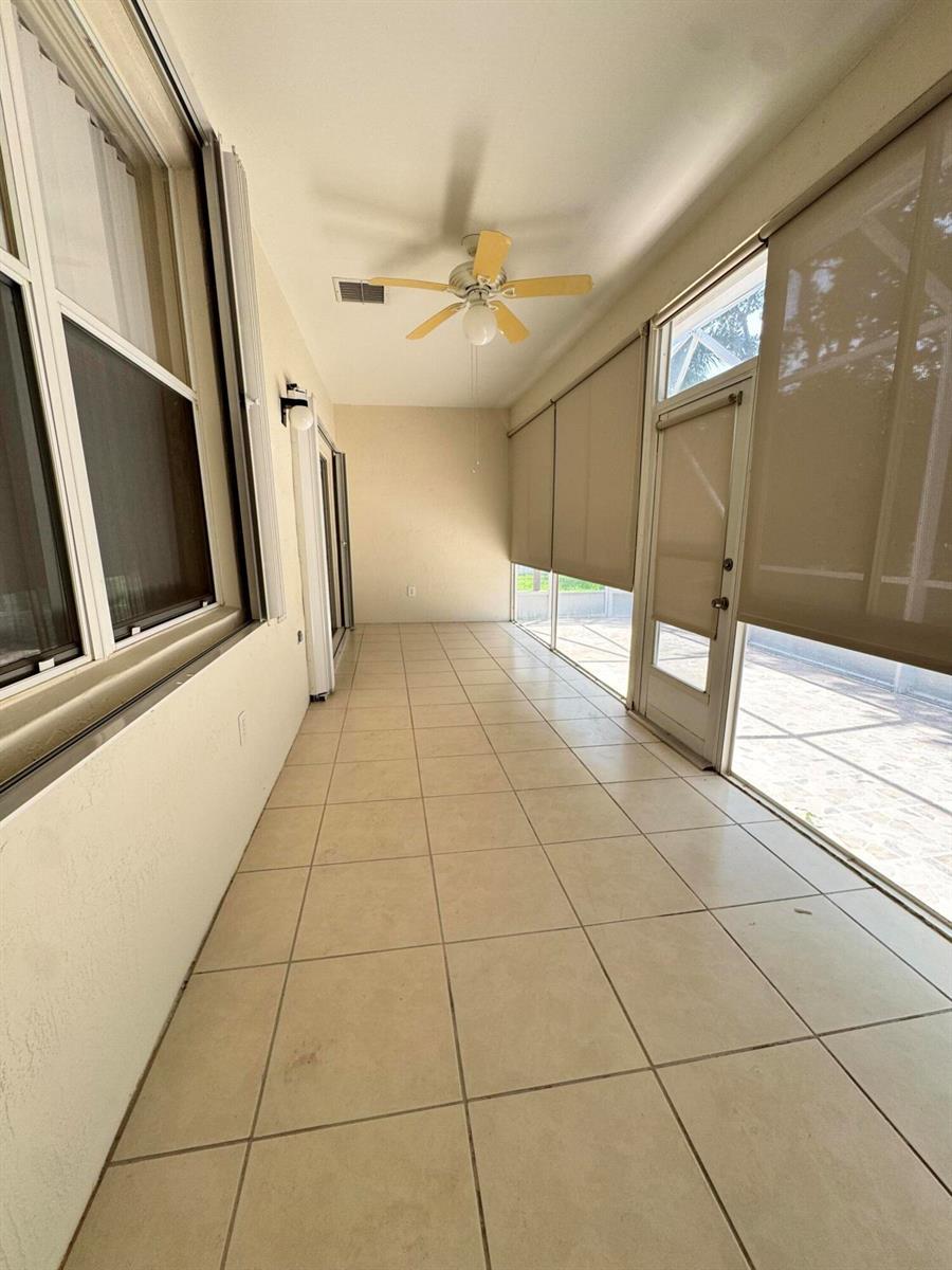 Building Photo - 10895 Fillmore Dr