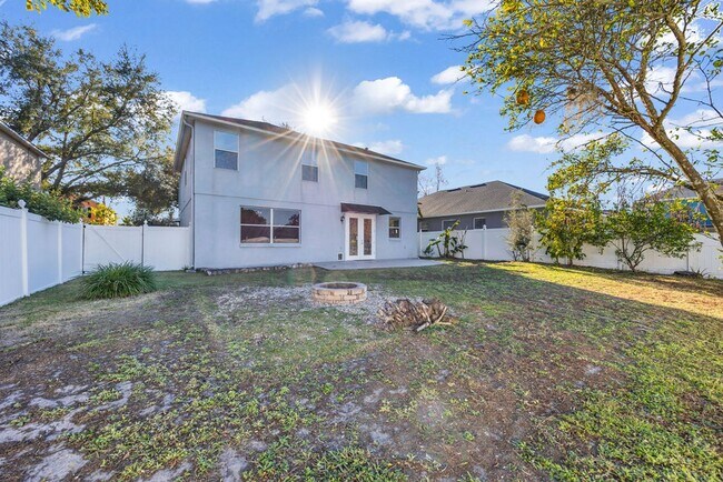 Building Photo - Nice 3/2.5 Home in East Orlando with 2-Car Garage